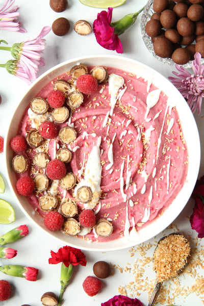 Raspberry Coconut Lime Smoothie Bowl